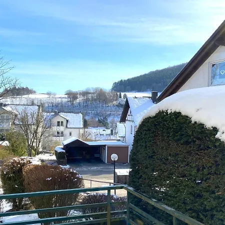 Stylisches Apartment ✰ Skywalk ✰ Mit Parkplatz Willingen  Exterior photo